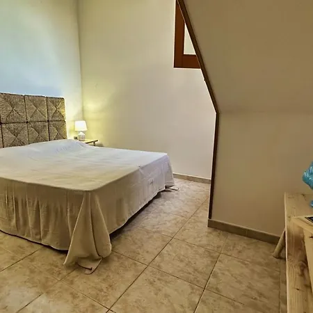 Marina Di - Alisso, Casa Vista Mare Con Parcheggio Privato E Wifi * Andrano