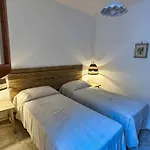 Marina Di - Alisso, Casa Vista Mare Con Parcheggio Privato E Wifi Semesterbostad